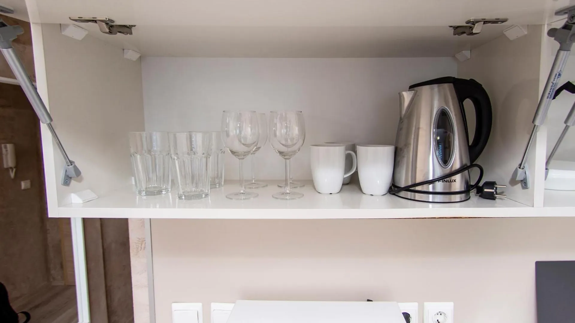 Savana Place & Private Parking Apartment Sofia 0*,  Bulgaria